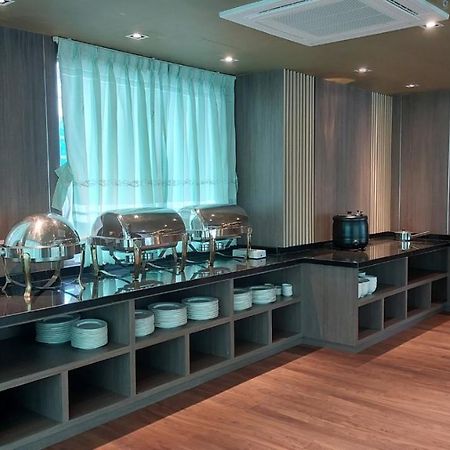 Hotel Grand Galaxy Yangon Exterior photo